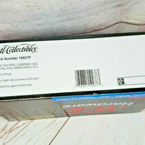 Vintage 2000 Ace Hardware 1927 Graham Delivery ERTL Collection 1:25 Scale Truck - Picture 12 of 12